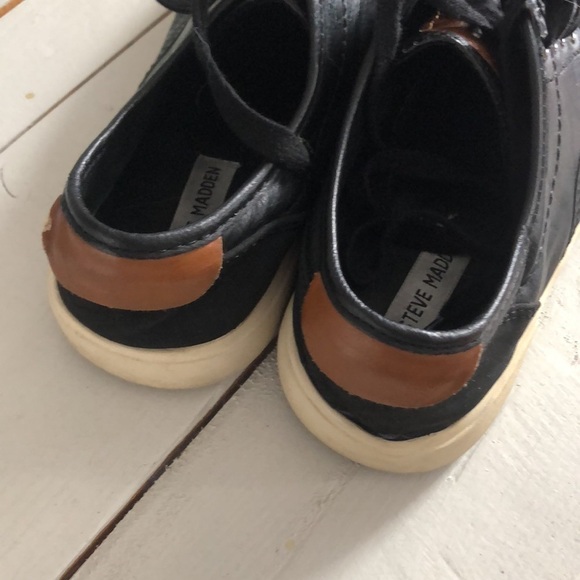Steve Madden Mens Size  9.5 Sneakers - Picture 4 of 7